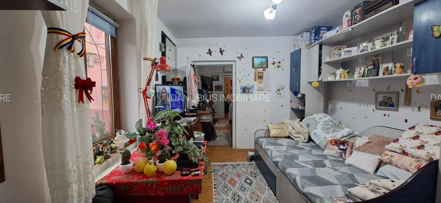 Casă versatilă în zona Port – acces dublu, ideal locuință sau activitate comerci - 5