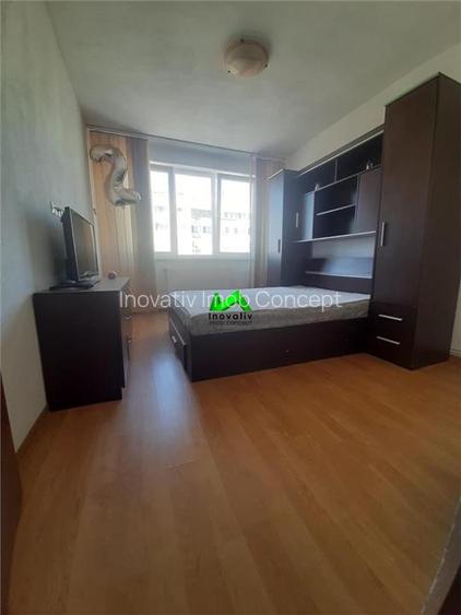 Apartament de vanzare 3 camere pivniță Sibiu Mihai Viteazul - 8