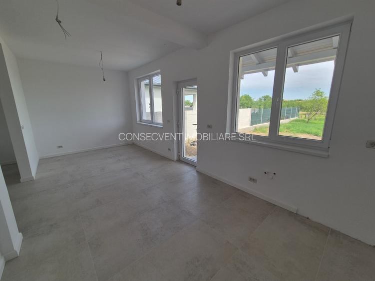 Casă finisată în Vladimirescu 154 mp teren 343 mp, vedere spre pădure - 4