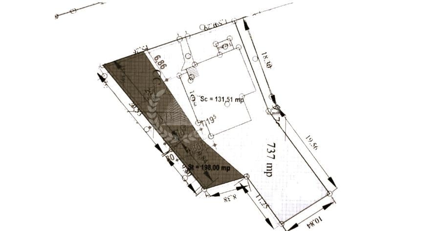 Teren cu casa demolabila de 740 mp teren | 26ml front | Dambul Rotund - 2