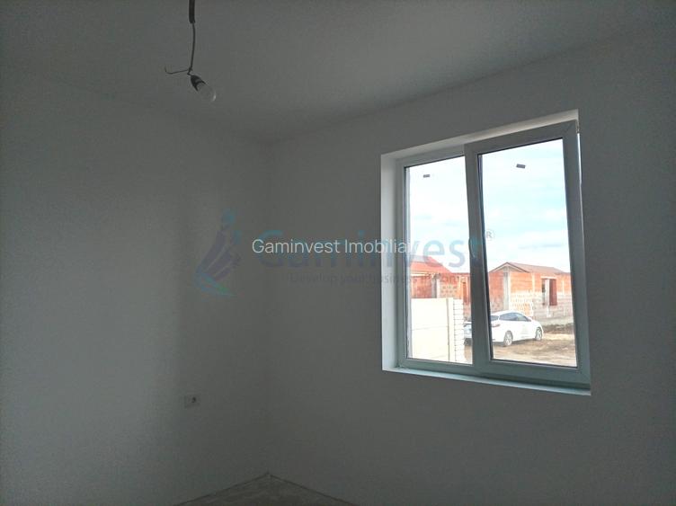 Casa de vanzare, la gri, in Santandrei, Bihor, V3304 - 6