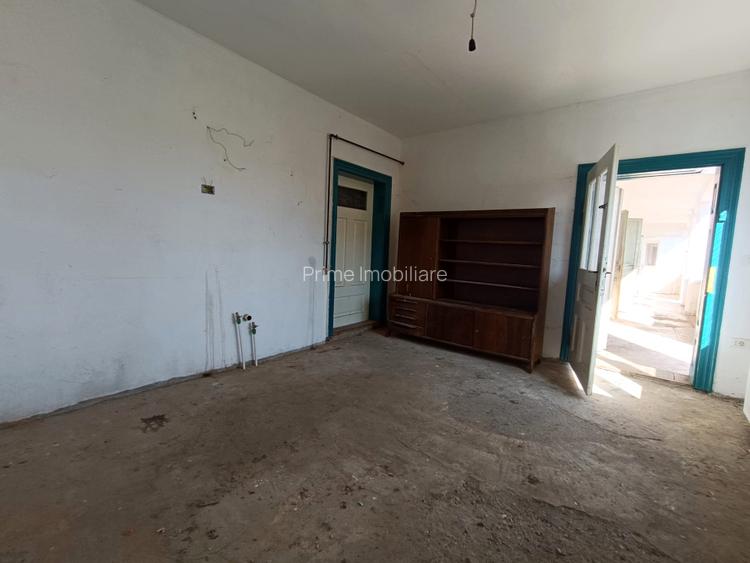 Casă renovabilă 185 mp, teren 1100 mp, zonă centrală – Teiuș - 9