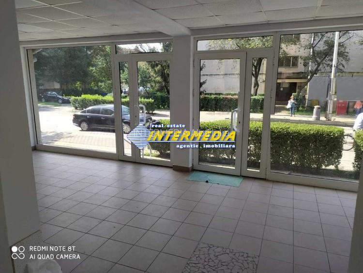 Inchiriere Spatiu Comercial 105 mp la Bulevard cu vad si parcare - 5