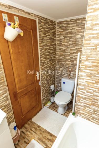 Camin primitor unicat, cu 3 cam. si atmosfera calda, recent modernizat - 7