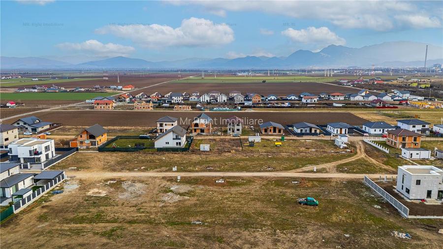 Teren intravilan | utilitati | Sanpetru | 500 mp - 4