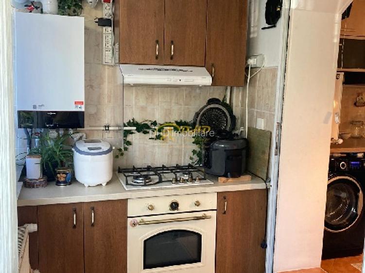 Apartament 3 camere decomandate, zona Pacurari - Petru Ponii - 3