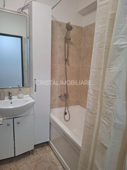 Apartament 2 camere de închiriat Apărătorii Patriei - 6