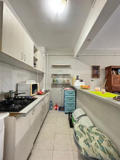 Apartament cu 2 camere, 50mp, decomandat, terasa 18mp, zona Porii - 5