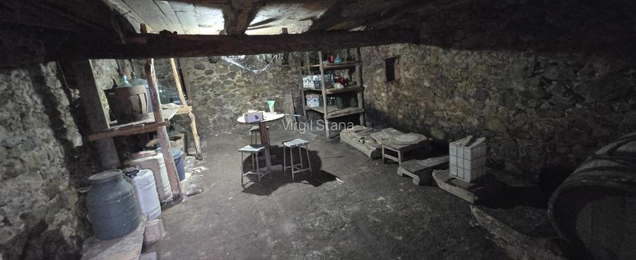 Casa si teren de vanzare Poienari - Bumbesti Pitic - 3
