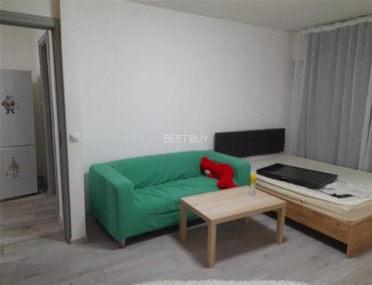 METROU TIMPURI NOI, NERVA TRAIAN, FOISORULUI 42 MP, ETAJ 4/8 BLOC 1993 - 6