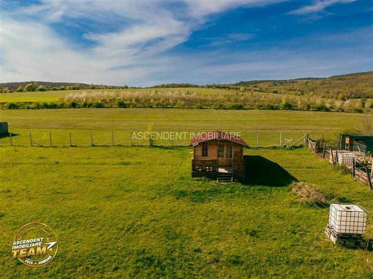 Cauti liniste aproape de oras? Teren 1.500 mp cu casuta in Calnic, Covasna - 13