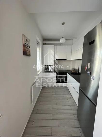 Apartament cu 3 camere, de inchiriat, Dumbravita, Loc de parcare - 4