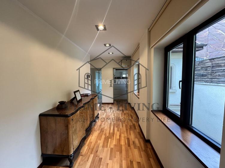 VILA DEOSEBITĂ LA VÂNZARE ÎN ZONA CENTRALĂ APROAPE DE CALEA PLEVNEI - 7