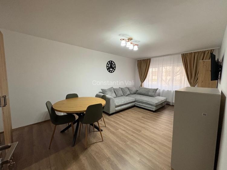 Apartament 2 camere zona romancerilor  - 2