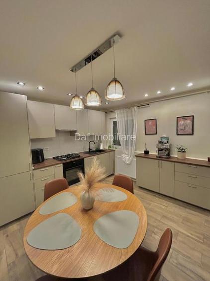 DIRECT PROPRIETAR -Timpuri Noi 2camere-totul nou - centrala proprie - 4