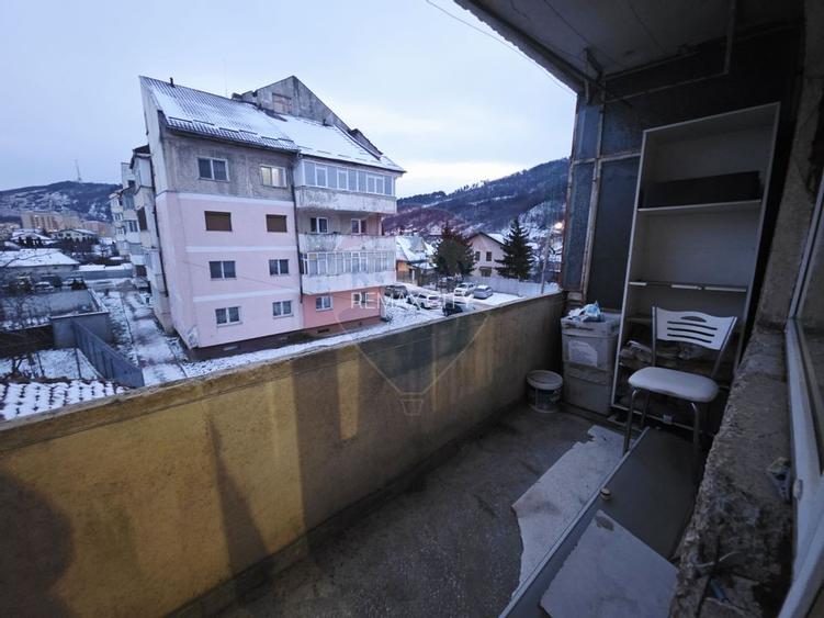 Apartament cu 1 camere de vânzare  Zona Carpați, Piatra Neamț - 13