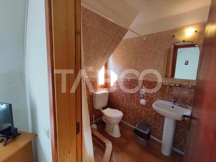 EXCLUSIVITATE Pensiune 9 camere 615 mpu 3600 mp teren in Fantanele - 24