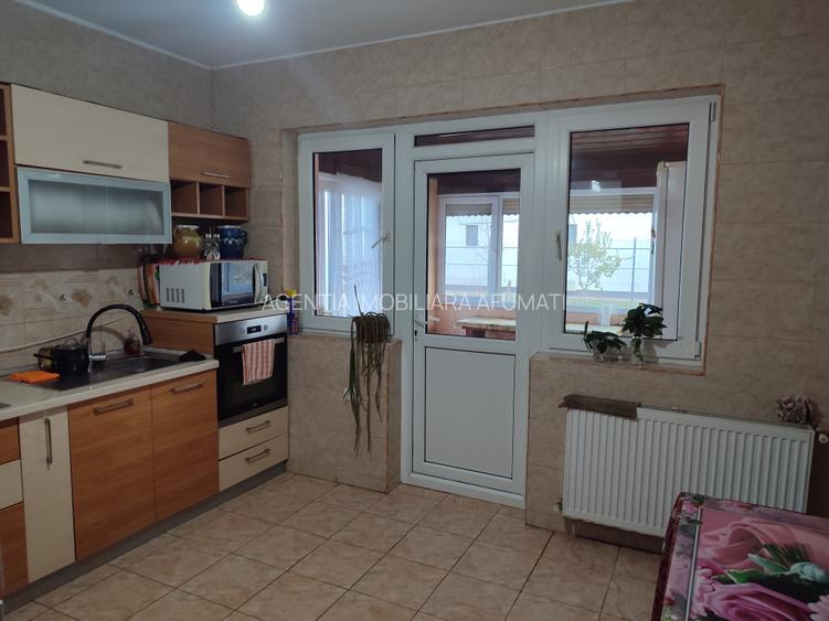Casa cu design placut si curte generoasa in Afumati - 8