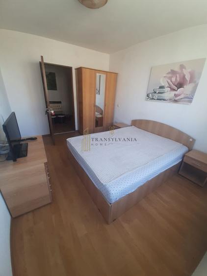 Apartament 3 camere, decomandat, zona Mihai Viteazu