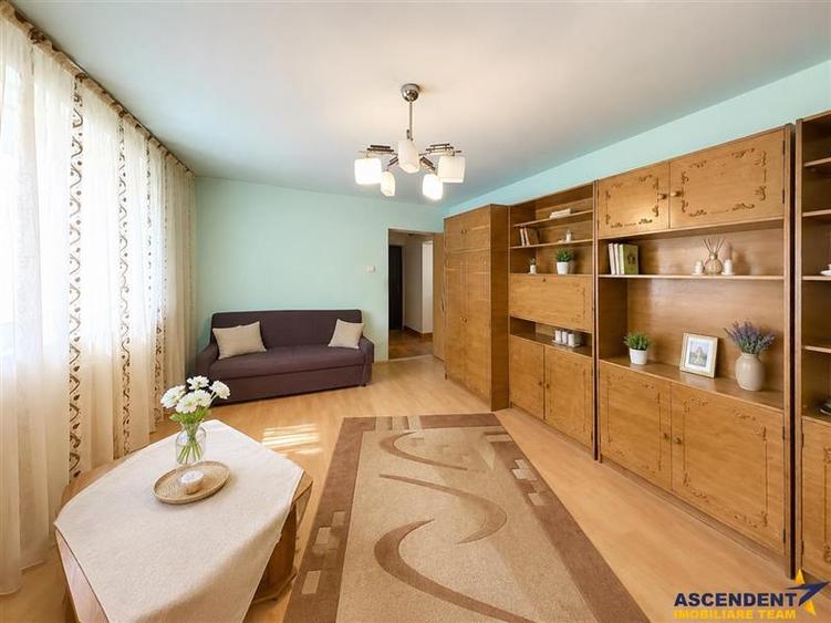 Decomandat, parter, 2 camere, Rovinari, Targu Mures