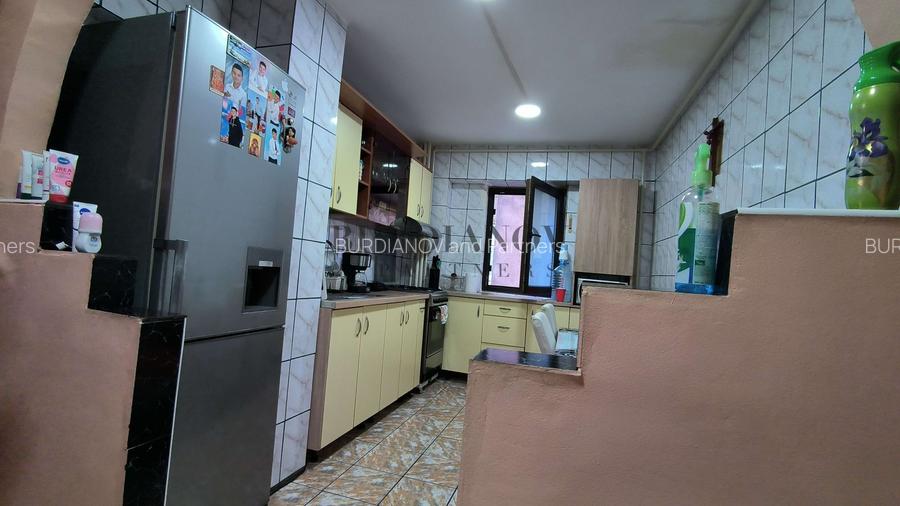 Apartament 4 camere semidecomandat | Zona Morarilor | Loc parcare ADP - 2