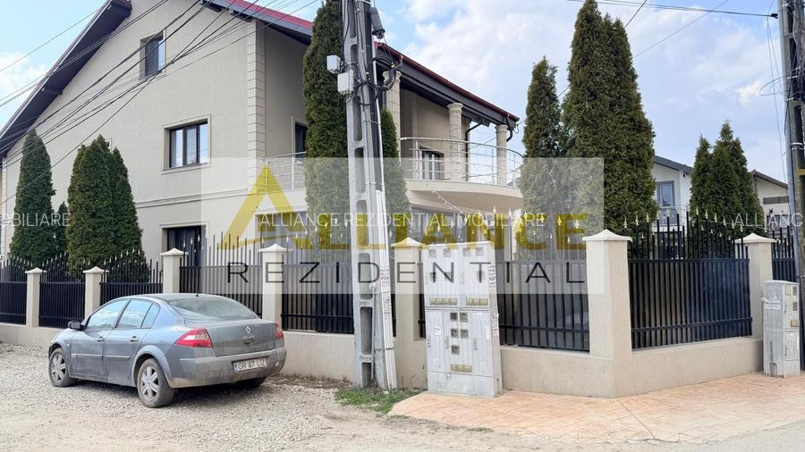 Vila spatioasa cu 9 camere foisor magazie curte amenajata complet - 4