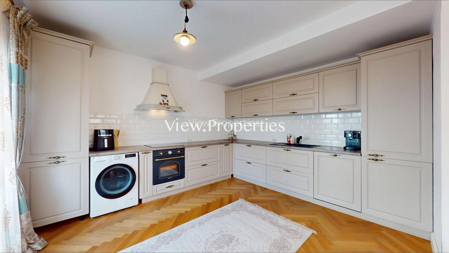 Vânzare Vilă Modernă - Locație deosebită în Tunari - 0% Comision - 5