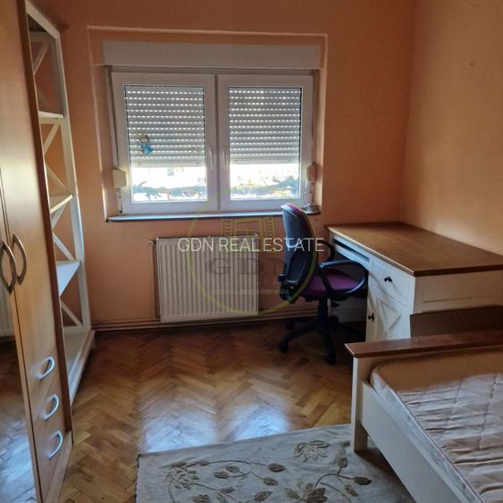 apartament plopilor 4 camere! - 2