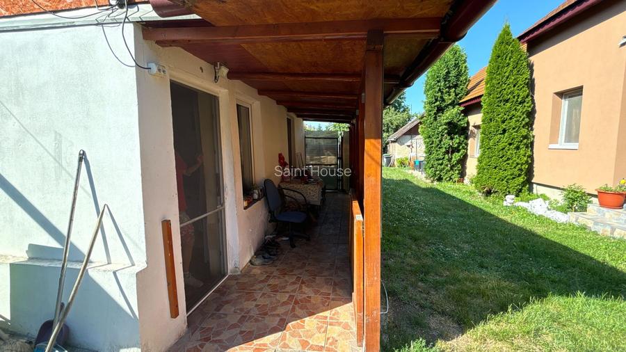 Doua case de vanzare 75 M² + curte 720 M² Piata Kalvin - 10