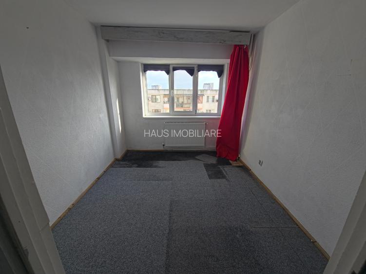 Ultracentral Tomis Mall 3 camere decomandat etaj 3/7 - 19