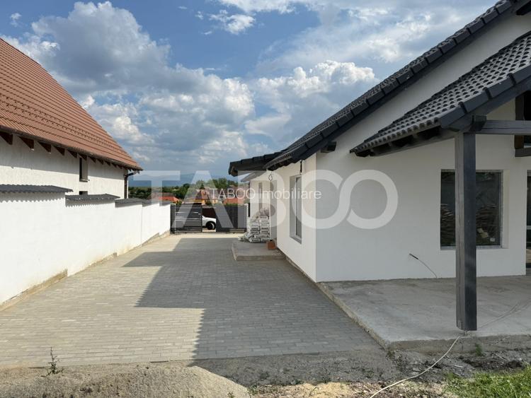 Casa individuala cu 4 camere pe un singur nivel in Sura Mica - 5