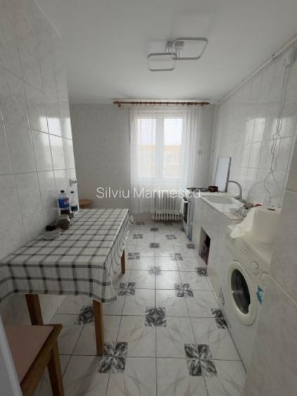 Apartament 3 camere - Bloc 1978 - Drumul taberei - Aleea Istru - metrou - 4