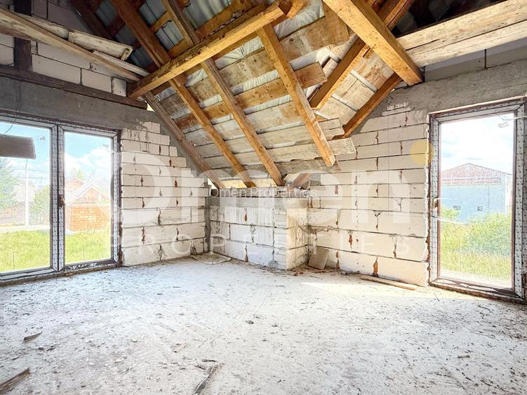 Casă cu potențial imens P+M, teren 7,91 ari, zonă liniștită, Ocna Șugatag. - 12