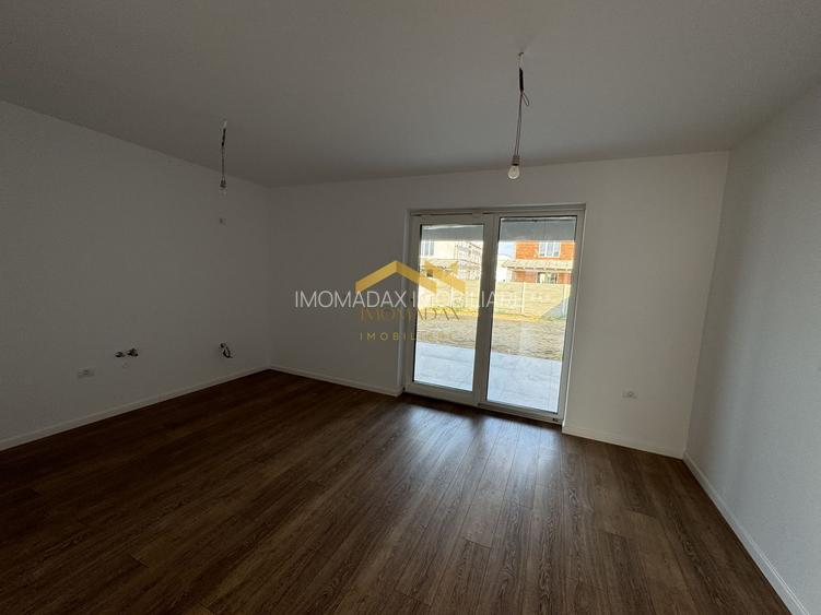 Bucovăț-Duplex 4 Camere-Baterii de Stocare - 22