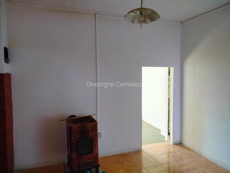 Proprietar vand garsoniera in Arad cu baie si bucatarie separate, SU 32 mp - neg - 5