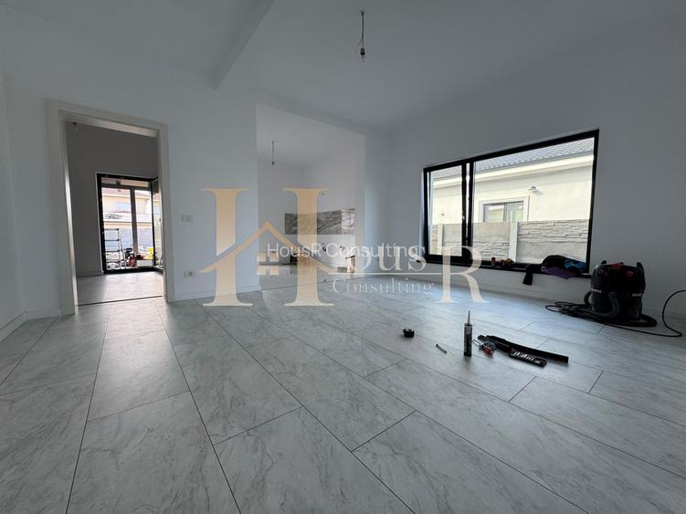 La 5 minute de 4 benzi.Toate Utilitatile.Teren 340 mp - 3