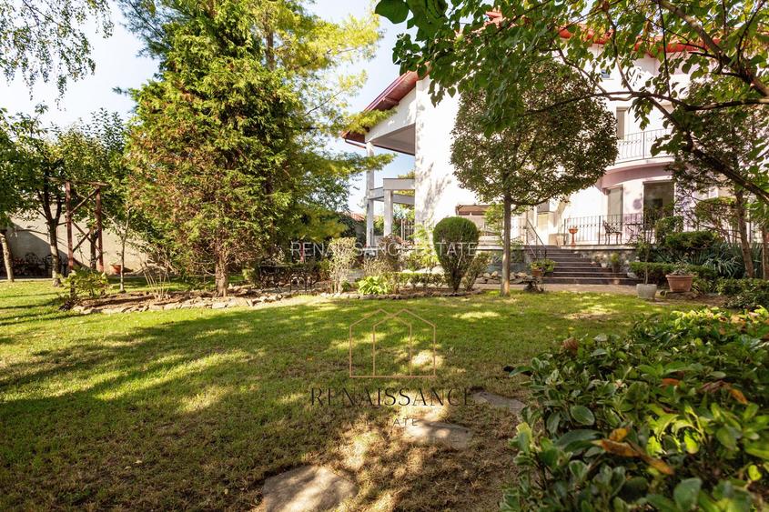 Timisoara - Girocului Vila 12 Camere 4 Bai | 497mp Utili 1373mp Teren - 41