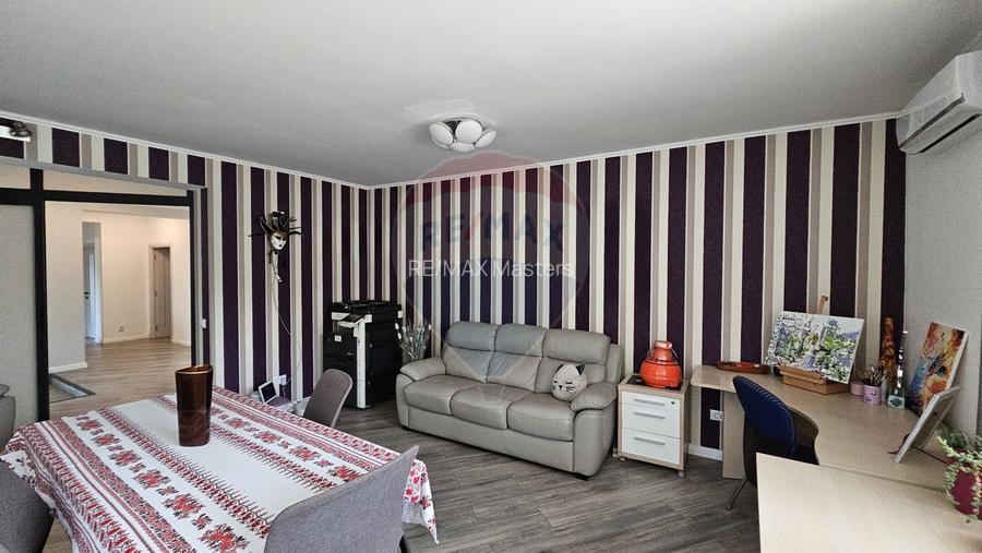 Casă / Vilă cu 7 camere si teren 1000 mp în zona Centrala-Suceava - 11