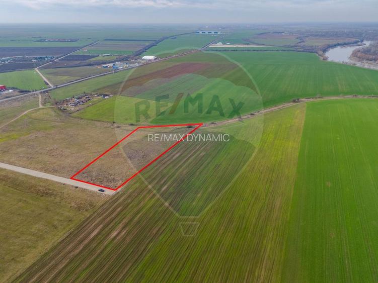 Teren intravilan 10.000 mp în Zona Industrială Sud Arad - 10