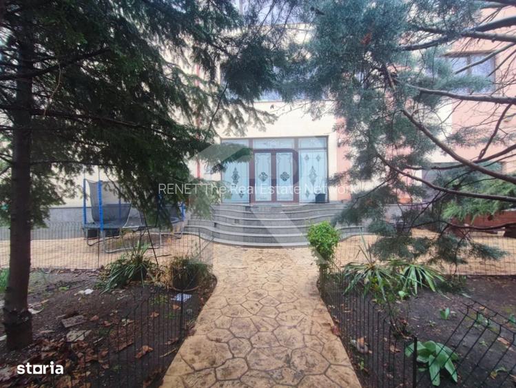 Vila Cernica langa lac - 449000 Euro negociabil - 2