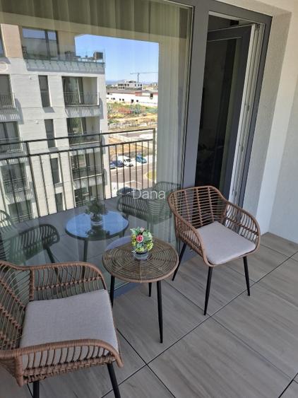 2 camere spatioase decomandate 58 mp  Coresi Kasper, moilat complet, parcare  - 9