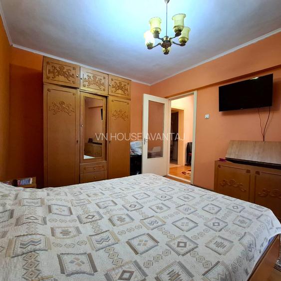 Apartament 3 camere, etaj1 (Politie) - 9