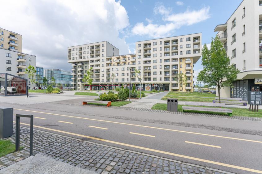 Apartament tip studio, in Coresi la pietonala - 14