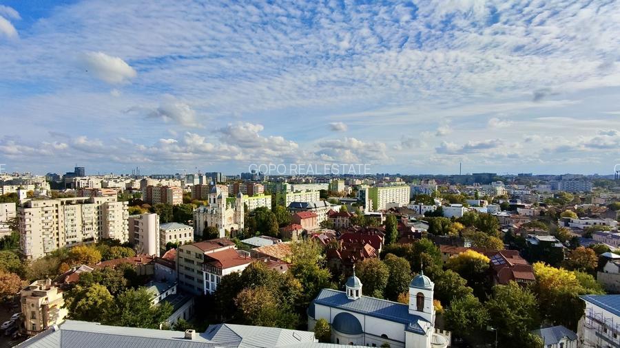 Piata Unirii Fantani Vila  500 mp utili curte 204 mp - 24