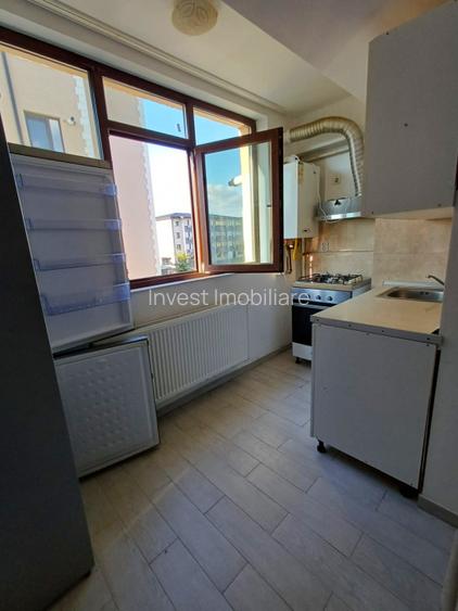 INCHIRIERE-APARTAMENT 2 CAMERE-VALEA ADANCA - 4