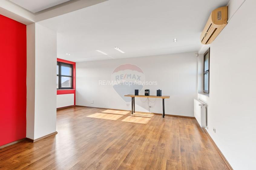 CASĂ / VILĂ PREMIUM DE VÂNZARE ÎN OTOPENI - 55