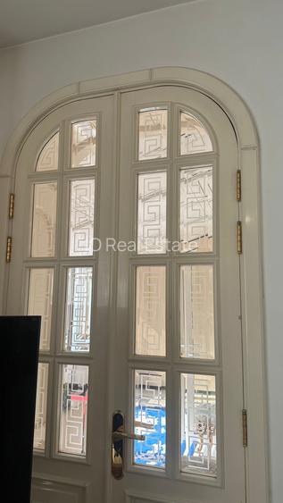 VANZARE VILA IMPRESIONANTA 10 CAMERE/REGIM D+1+2/ZONA MARRIOTT/LOCURI PARCARE - 9