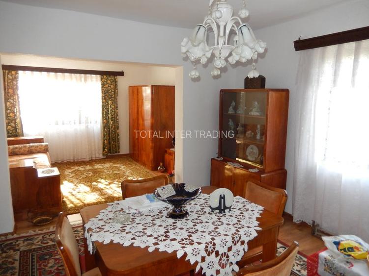 Calugareni-Branistari-casa 4 camere, teren 1965 mp, curent, put, libera,69900 € - 2