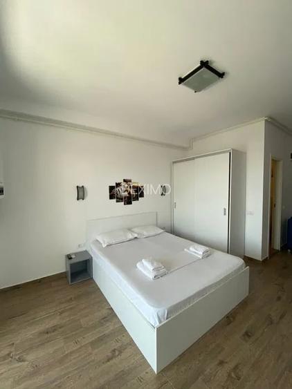 OCAZIE! MAMAIA-SUMMERLAND STUDIO MOBILAT SI UTILAT MODERN VEDERE CATRE - 2