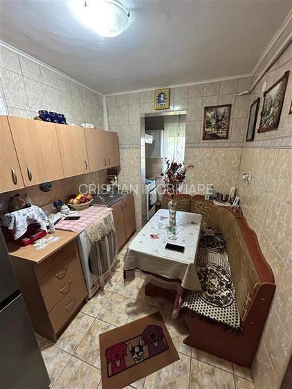 4 camere Sup=52mp  cu imbunatatiri zona Gara Autogara - 6